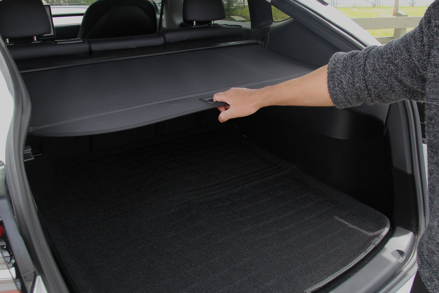 Model Y Cargo Screen