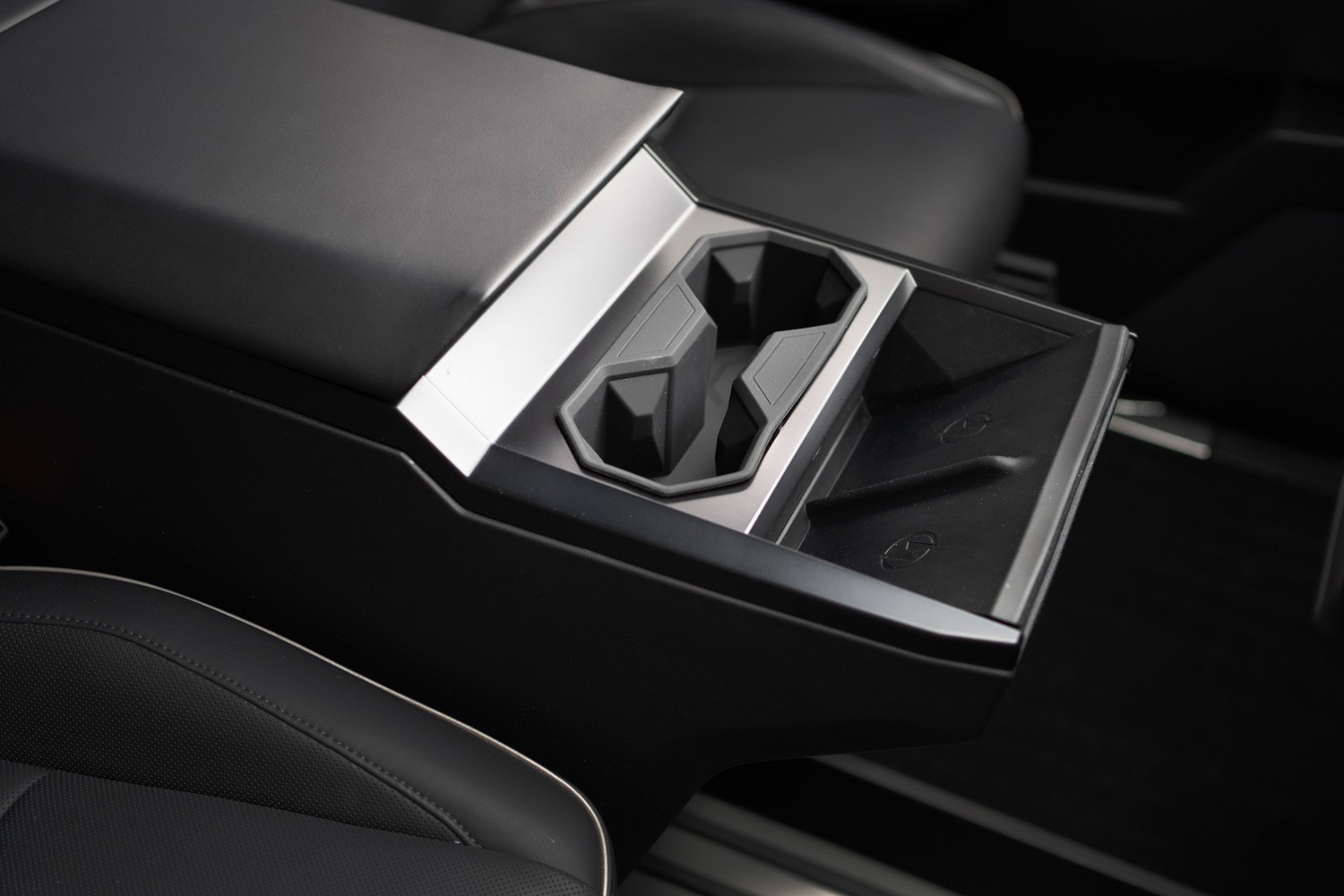 Cybertruck Cup Holder & Wireless Charger 3D Liners