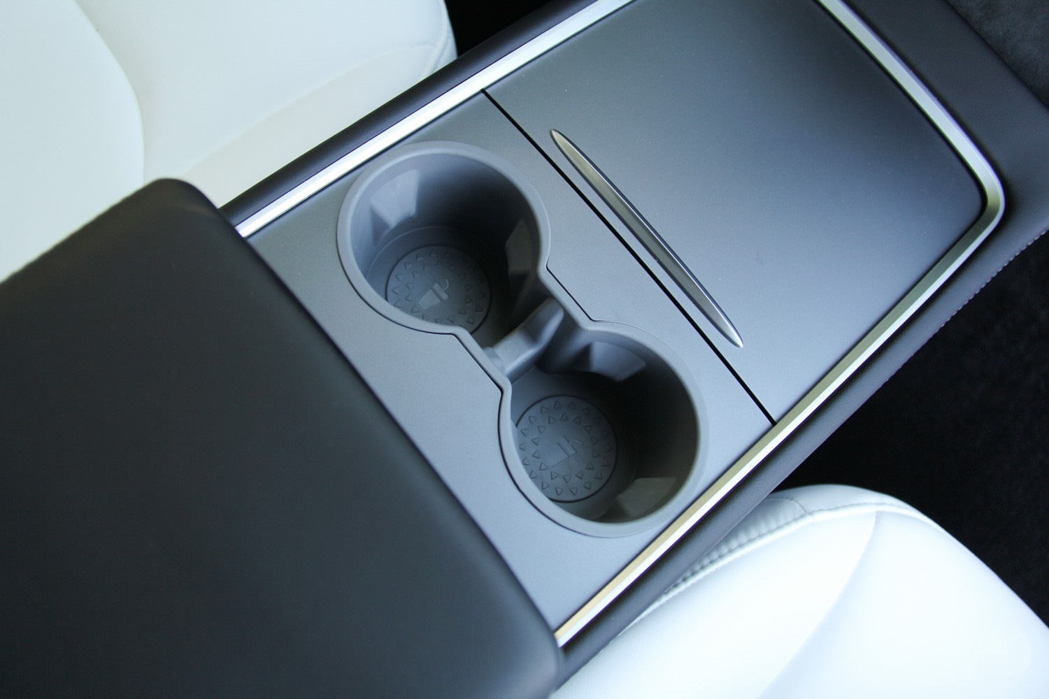 Tesla Model 3Y 3D Cup Holder Liner
