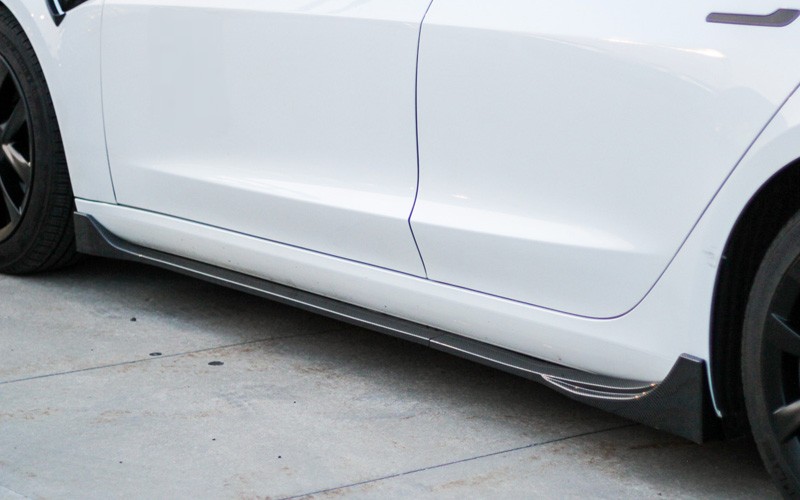 Model 3 carbon fiber side skirts
