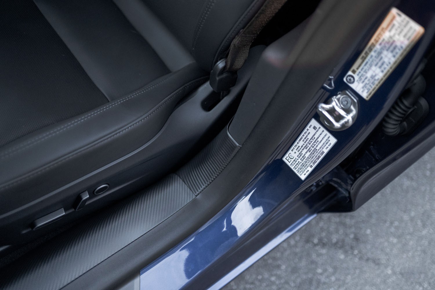 Model 3 Model 3 pillar protector guard