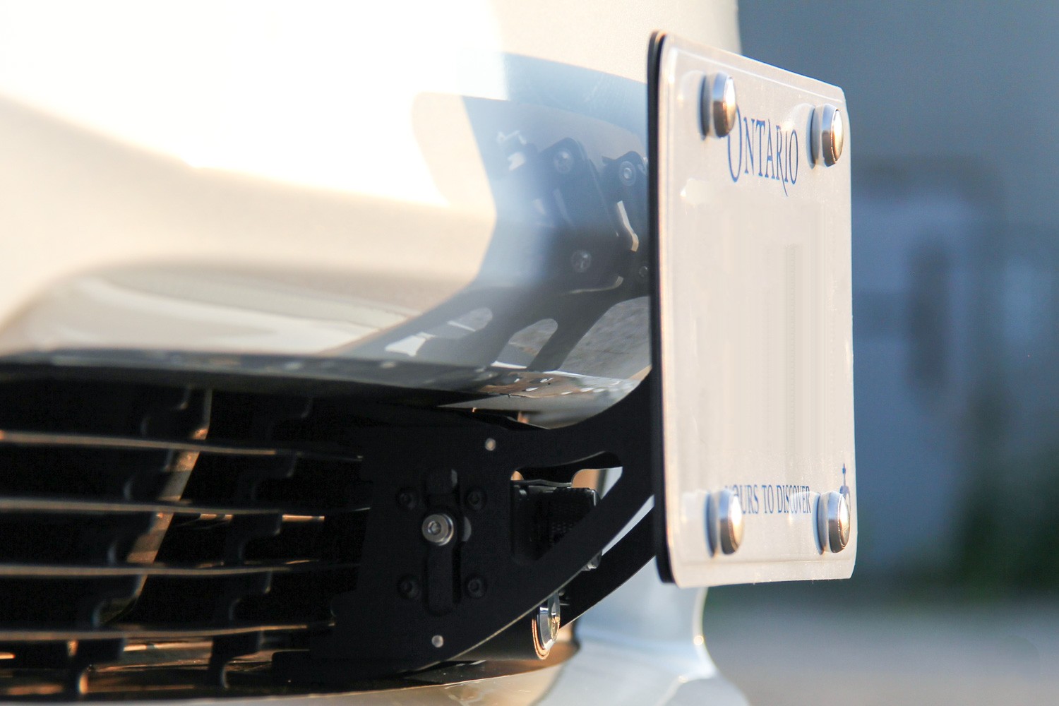 Model Y/3 Licence Plate Holder - Performance