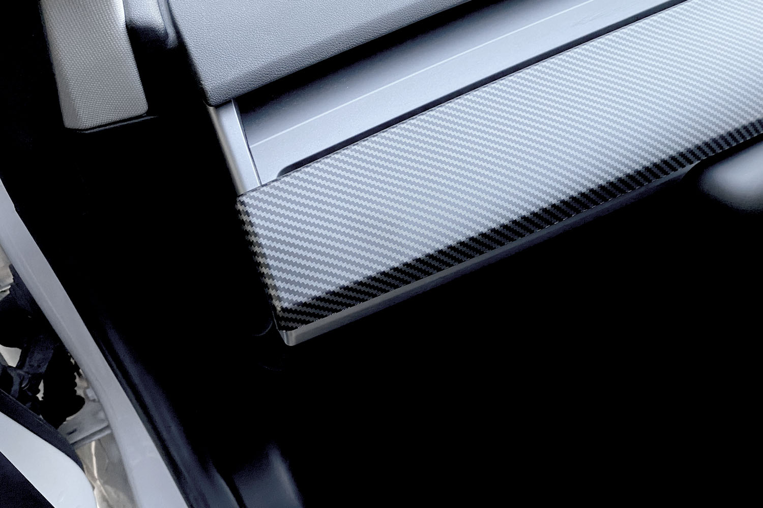 Tesla Dash Cover Carbon Fiber