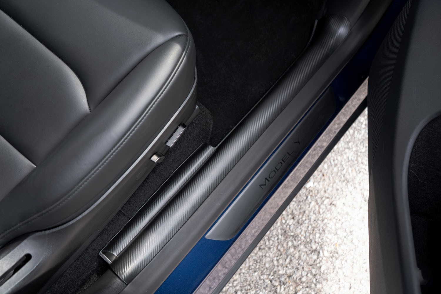 Model Y door sill  protector guard