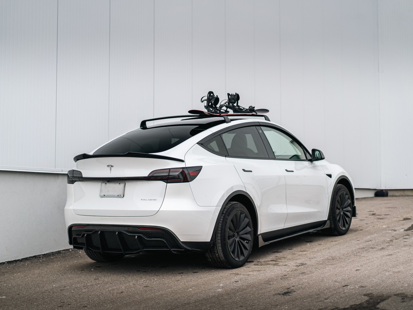 Model Y roofrack System