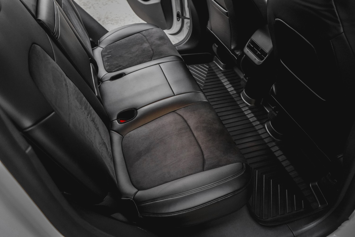 seat cover material for Tesla model y/3