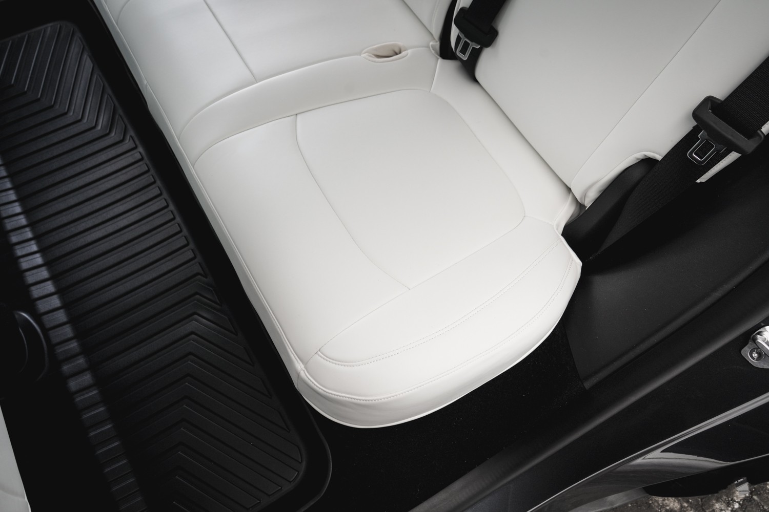 seat cover material for Tesla model 3